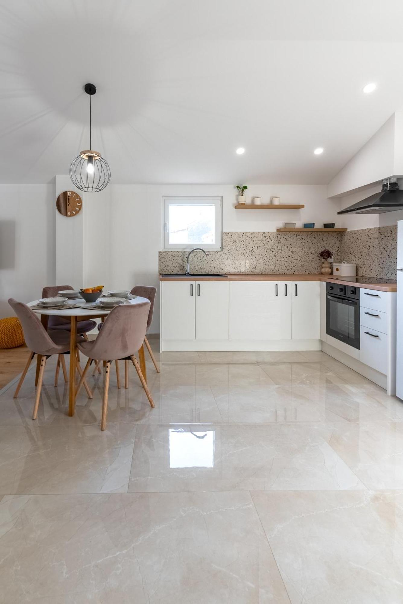 Marin Novigrad Apartment